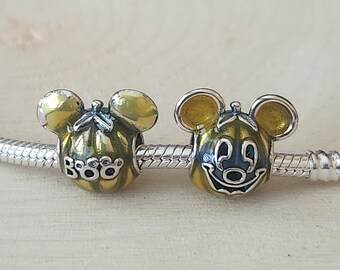 Pumpkin Mouse Charm, Halloween Charm, Halloween Pumpkin Charm, Bracelet Charm, Necklace Charm, Gift