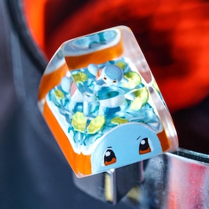 Limited Edition S.qui.rtle Resin Keycaps – Custom Artisan Keycap Collection, Cute Gift for Nintendo Fans & Mechanical Keyboard Lovers
