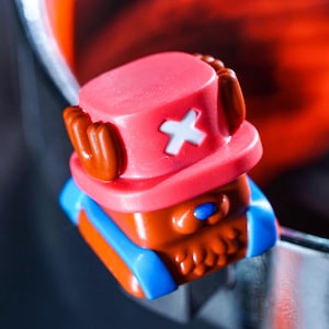 Custom Ch/opp.er O.ne Pi.ec.e Keycap Set for Mechanical Keyboards – Japanese Anime Keycaps for Gaming Setup, Unique Gift for Fans and Gamers