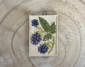 Decorative ceramic tile blackberry relief, handmade tile, handmade ceramic tile, gift, Easter, floral ceramics, spring
