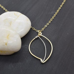 Leaf Gold Necklace, Gold Leaf Necklace Dainty Necklace Delicate Necklace Minimalist Necklace Gift for Her Simple Necklace