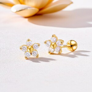 Gold Flower Stud Earrings, Cubic Zirconia, Flower Cartilage Stud Earrings, Tragus Studs, Conch Studs, Ear Lobe Studs, Girls Birthday Gift.