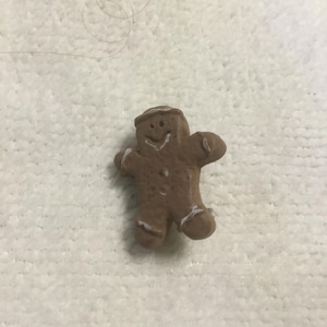 GINGERBREAD  CHRISTMAS  PIN