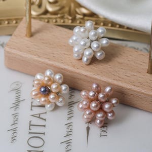 Niche design natural freshwater pearl rice bead stud earrings personalized fashion hand-woven flower ball earrings spot wholesale