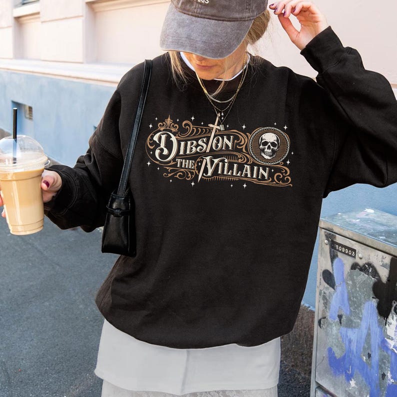 Dibs On the Villain Dark Romance Sweatshirt, Villain Era Enemies To Lovers Tshirt, Book Club Sweater, Gift For Book Lover bild 1