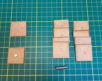 30x30 mm Bases  inkl. Magnet für zb Warhammer, Frostgrave, Silver Bayonet, Role Play Games, Bolt Action, Kavallerie usw.