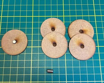 40 mm Bases inkl. Magnet für zb Warhammer, Frostgrave, Silver Bayonet, Role Play Games