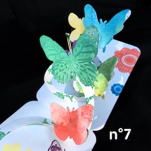 Carte 3D avec des papillons, carte pop up faite à la main, carte d'anniversaire pop up, carte d'anniversaire florale, carte pour maman, carte de jour colorée de mères