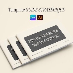 Peut inclure: Trois maquettes de papier blanc avec un rectangle gris sur le dessus. Le rectangle contient le texte "STRATÉGIE DE MARQUE & DIRECTION ARTISTIQUE" en blanc.