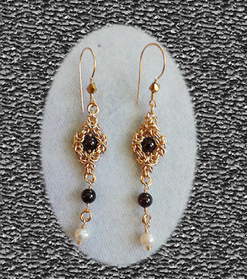 Tudor style Regal Garnet and Freshwater pearls Gold filled dangle earrings