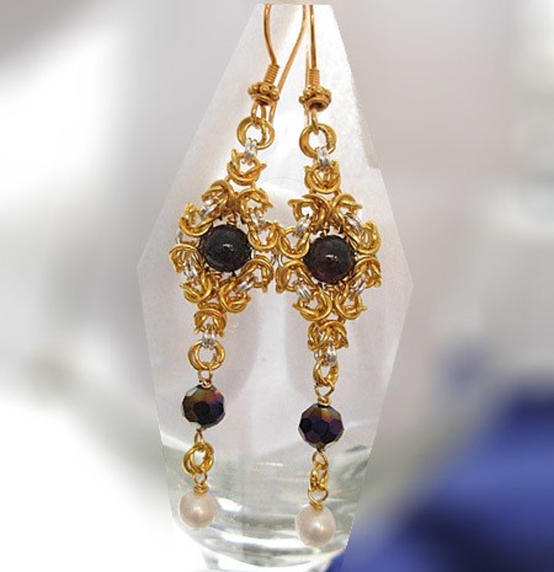 Tudor style Regal Garnet and Freshwater pearls Gold filled dangle earrings