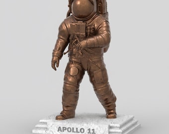 Apollo 11-astronautstatyn – Hyllning till månlandningen