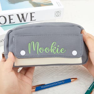 Gepersonaliseerde etui, handgeborduurde etui met bloemenborduurwerk, canvas potloodtas, accessoiretas, minitas, pennenzakje