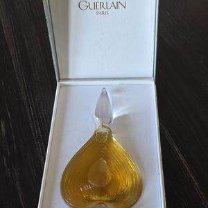 Guerlain apres l'ondee - Etsy 日本