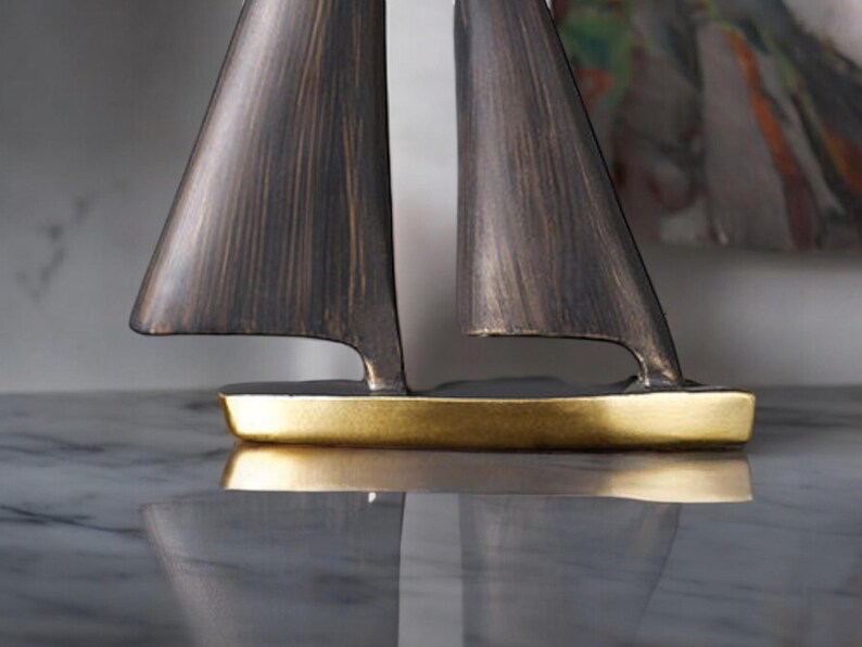 Decorative Art Objects | Stylish Bed Room Tabletop Display | Indoor ...