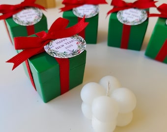 Personalized Christmas Candle Favors: Bulk Holiday Gifts