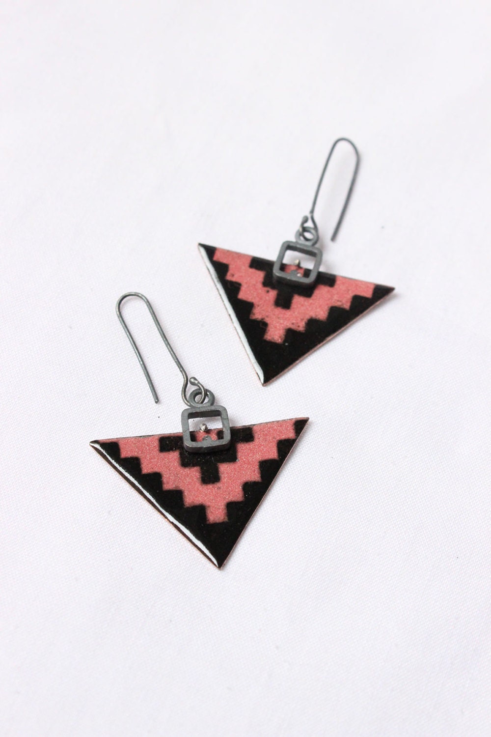 Arrowhead earrings Enameled earrings Triangles Pink Black | Etsy