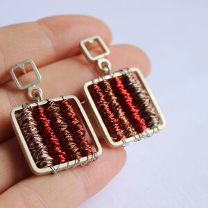 Square red Dangle earrings made of Sterling silver and copper tangle wire, Super lightweight, Wire wrapping Tangle earrings image 3