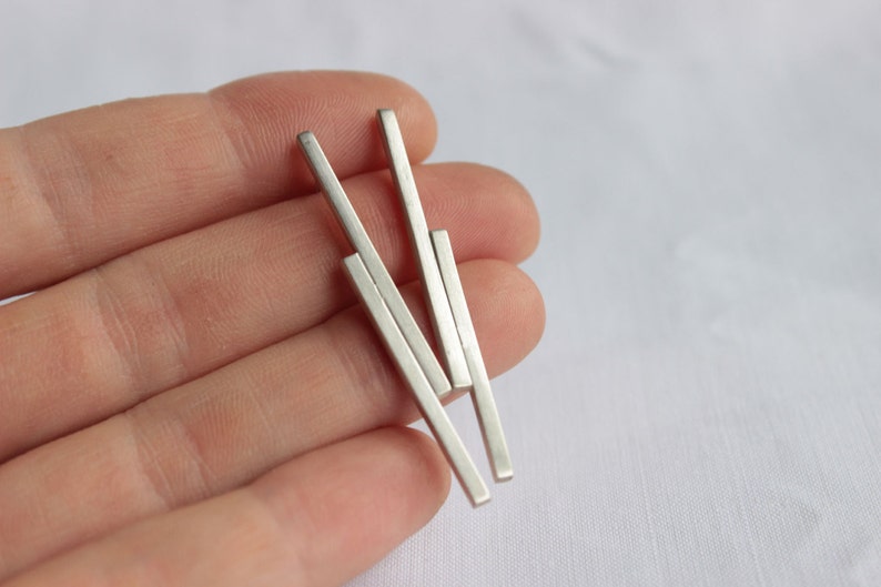 Stick earrings made of Sterling silver, geometric earrings, studs or dangle earrings, Short Mikado Earrings imagem 3