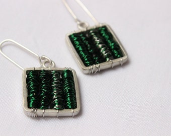 Square Earrings, green silver colors,Sterling silver  tangled wires, perfect for everyday wear,super mod,unique,copper, "Tangle earrings"