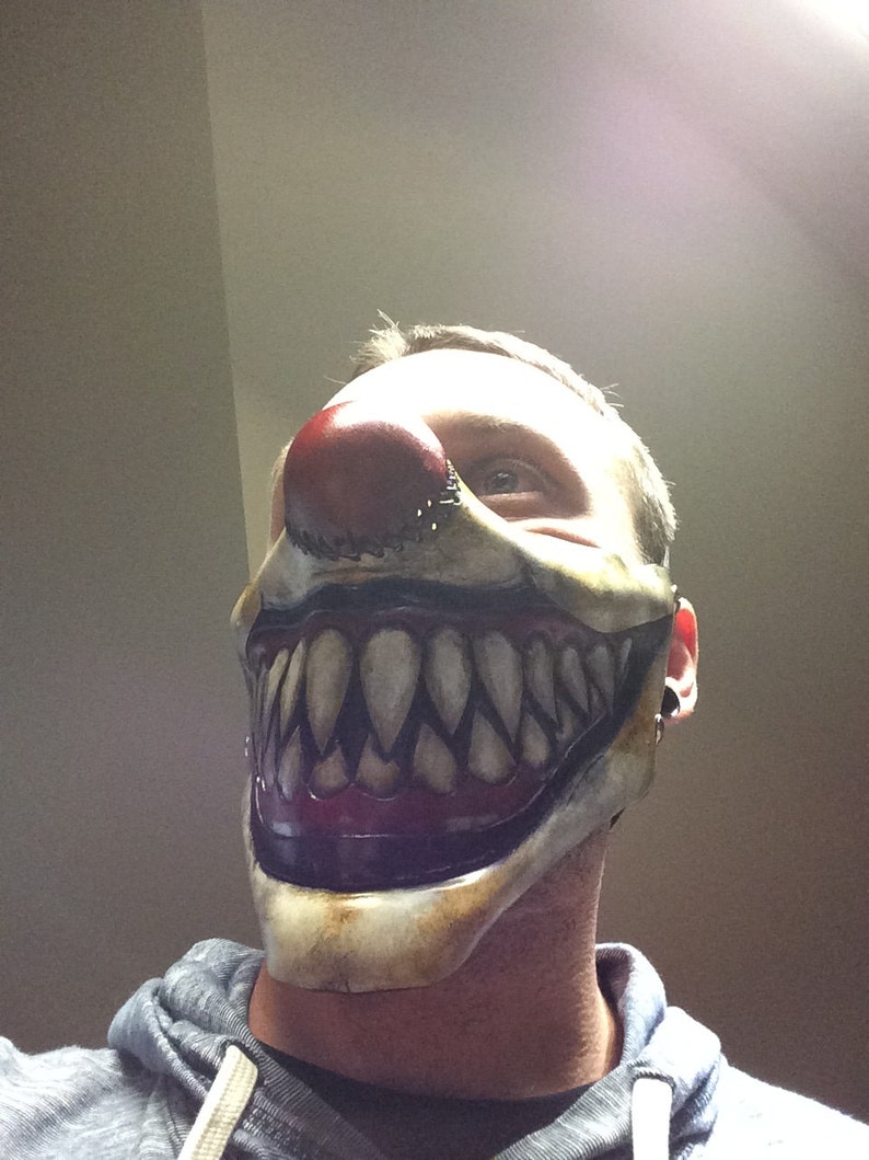 Leather sharp tooth clown mask image 4