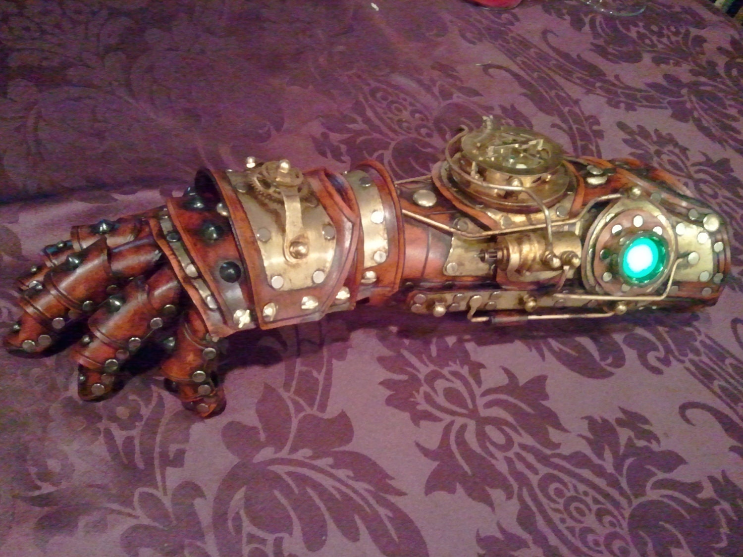 Steampunk mechanical gauntlet/glove. 