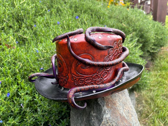 Leather steampunk Octopus Top hat