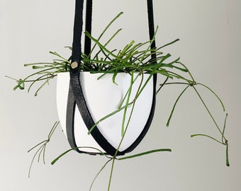 Leather Plant Hanger, Minimalist Hanging Planter, Indoor Plant Accessories, BLACK Planter, Mother’s Day Gift