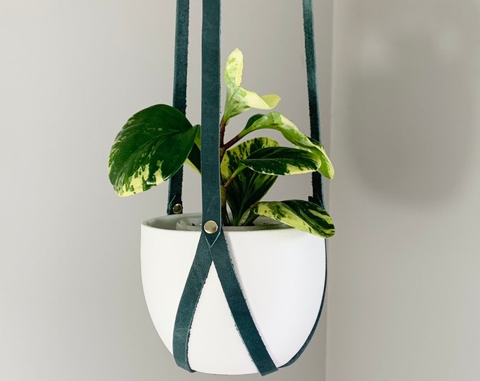 Leather Plant Hanger, Minimalist Hanging Planter, Indoor Plant Accessories, Dark Teal Planter, Mother’s Day Gift
