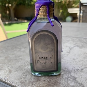 Poison of Paranoia | Color Changing Potion | Magic Potion Decor
