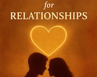 Könnte beinhalten: Ein Bild mit warmem, goldenem Hintergrund zeigt den Text "Karmic Soul Contract Reading for Relationships" und "Divine Love Heals". Silhouetten eines Paares befinden sich unter einem leuchtenden Herzsymbol.