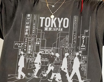 Camiseta gráfica Comfort Colors Tokyo: Camisa urbana japonesa retro