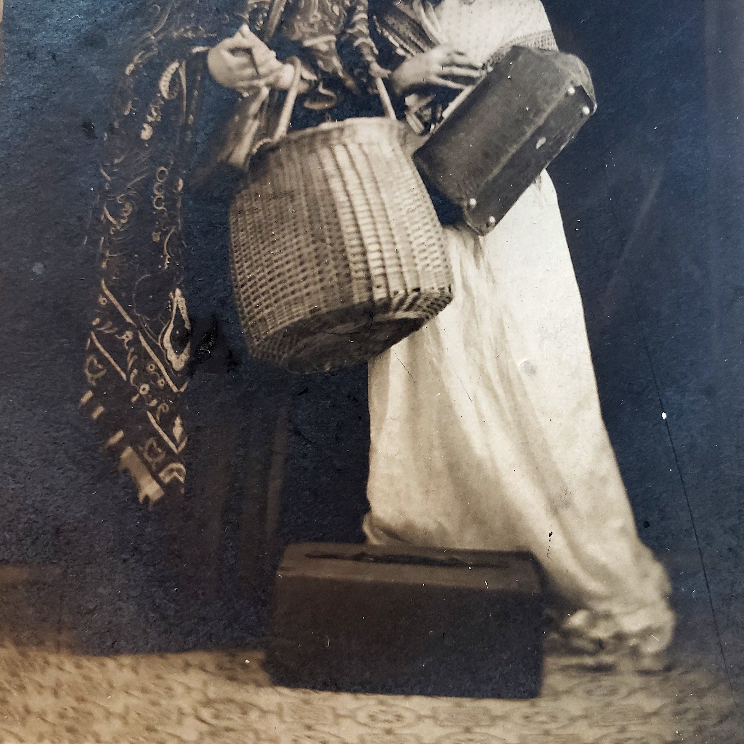 Preciosa carta de gabinete victoriano de dos chicas jugando a | Etsy