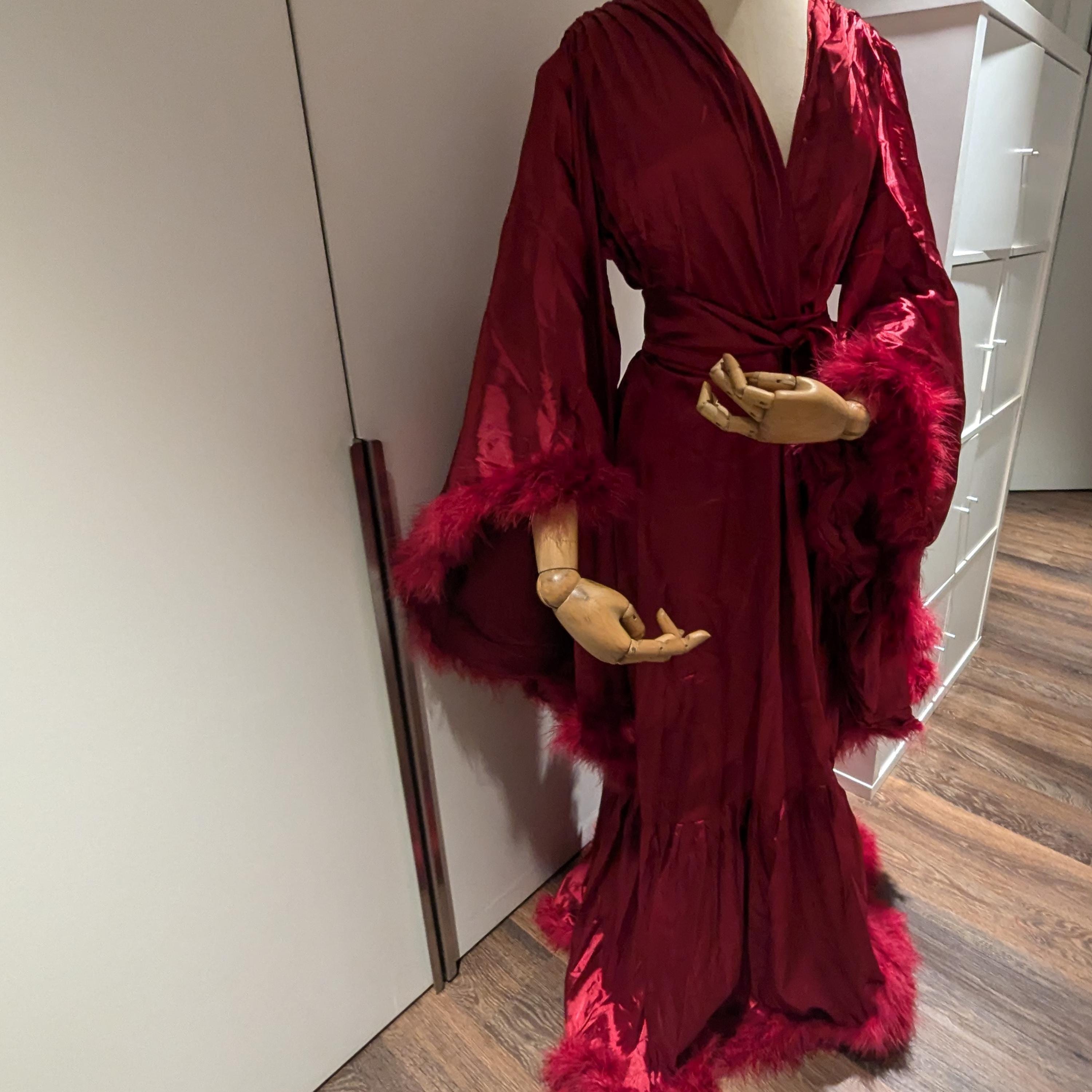 With Feathers Yinyyinhs Feather Robe Old Hollywood Robe White