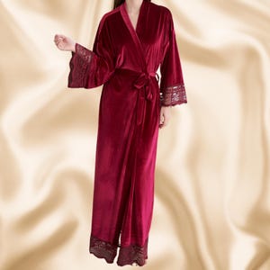 Velvet Dressing Gown,Long Robe,Bridal Dressing Gown,Velvet Velour Wedding Robe,Bridesmaid Robe,Bridal Gift,Velvet Lace Trim Night Gown
