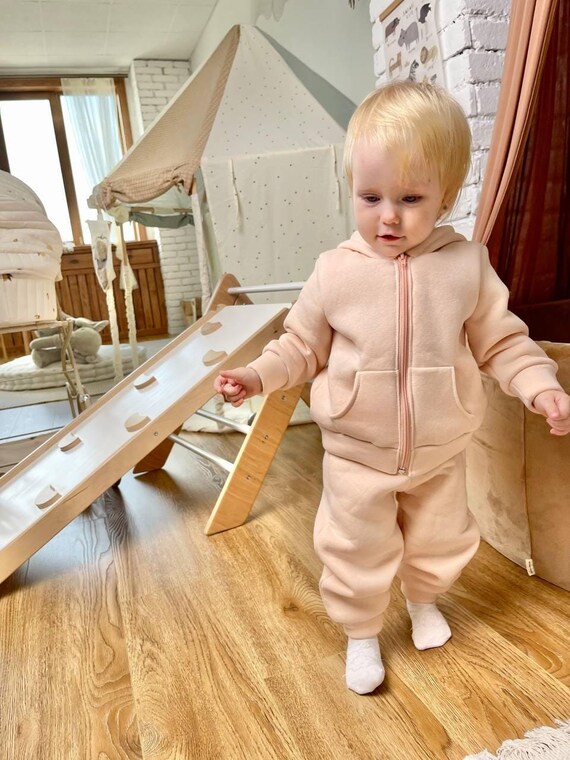 Girl pink tracksuit online