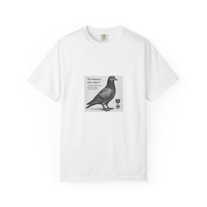Koszulka unisex vintage Cher Ami z barwioną tkaniną, klasyczna koszulka Cher Ami, koszulka retro dla miłośników ptaków, top z przetarciami, miękka bawełniana koszulka