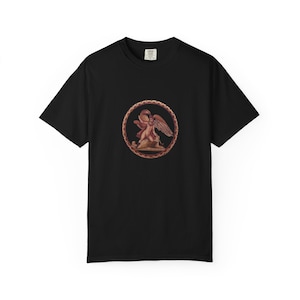 Mythische Ganymedes und der Adler Unisex stückgefärbtes T-Shirt, griechische Mythologie-T-Shirt, Vintage-Stil-Shirt, grafisches T-Shirt, Mythos-Liebhaber-Geschenk