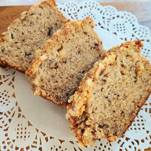 Mimi&#39;s Famous Banana Nut Bread, Homemade Delicious Bread, Great Gift, Birthday Gift, Christmas Gift, Sweet Banana Bread, Holiday Bread