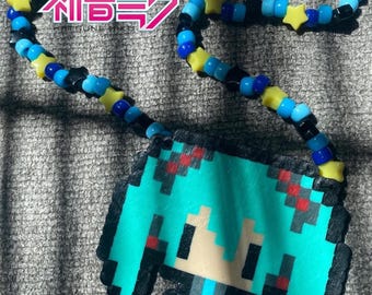 Hatsune Miku Kandi und Perler Kette