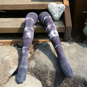 Gray striped tie-dye thigh high socks image 3