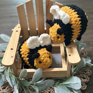 Crochet Bee Gift, Crochet Bumblebee Plush, Bee Stuffed Animal, Bee Lover Gift, Spring Decor, Soft Amigurumi Bee Toy, Ready To Ship
