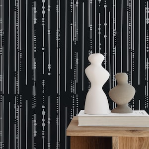 Tapete mit geometrischen Linien in schwarz-weiß gestreift für ein modernes Wohndekor - Abziehen und Aufkleben