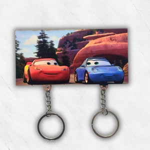Cars Movie Key Holder, Lightning McQueen and Sally Keychains, Disney Pixar Wall Decoration, Cars Lovers Accessory, Key Holder for Cars Fan.