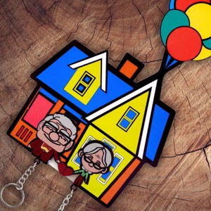 Wooden Up Movie Key Holder, Carl and Ellie, Disney Pixar Wall Decoration, Special Design for Couples, Handmade Up Keychains, Balloon House.
