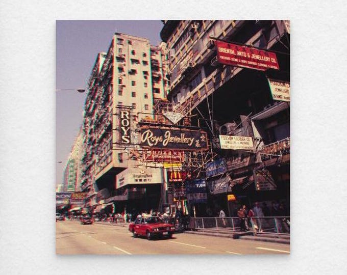 Golden - AJ Halkes Hong Kong 3D Anaglyph Collection