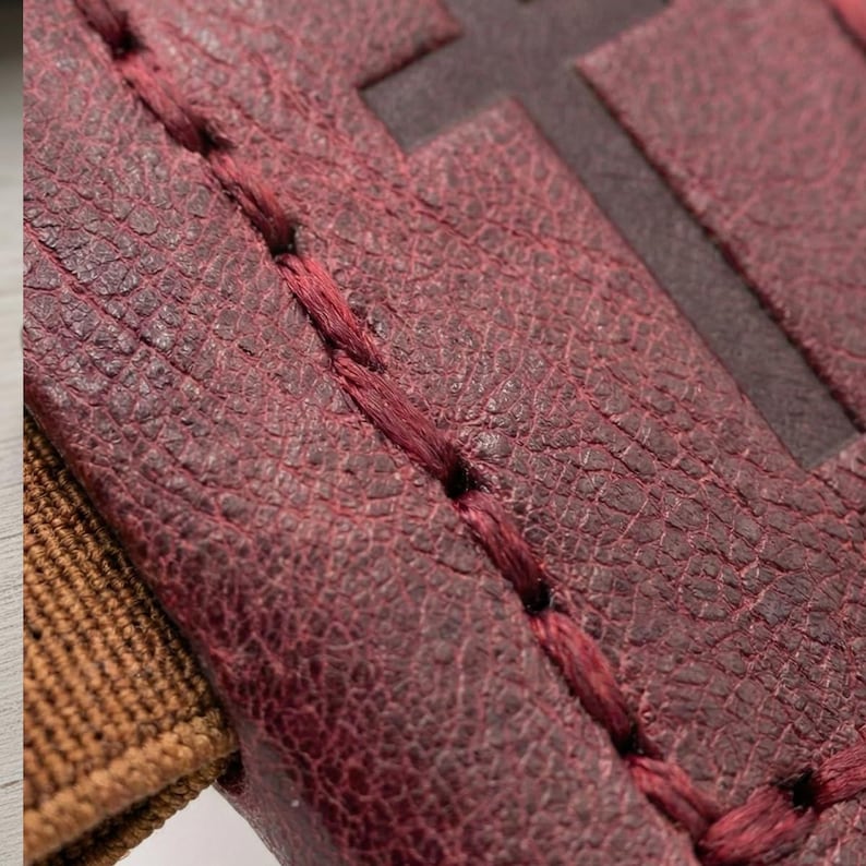 Hand-stitched Leather Bookmark Set, Magnetic Cross Bible Page Markers, Pen Holder image 3