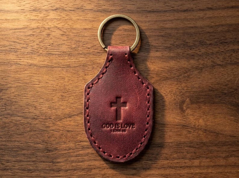 God Is Love Leather Stitched Keychain — Christian Gift, Full-Grain Cowhide, Pentecost Red Bild 1
