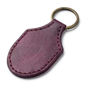 God Is Love Leather Stitched Keychain — Christian Gift, Full-Grain Cowhide, Pentecost Red Bild 4