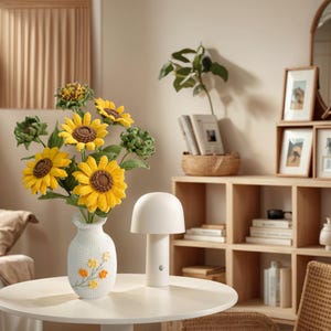 Premium gehaakte zonnebloemvaas | Forever Blooming Professor-cadeau voor op kantoor | Milieuvriendelijk Back to School 2025, gehaakt slaapzaaldecor